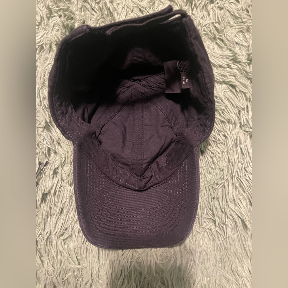 Brand new destroyed Balenciaga hat - Picture 3 of 4